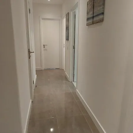 Topfloor Ac Wi-fi Shops Views פורטימאו